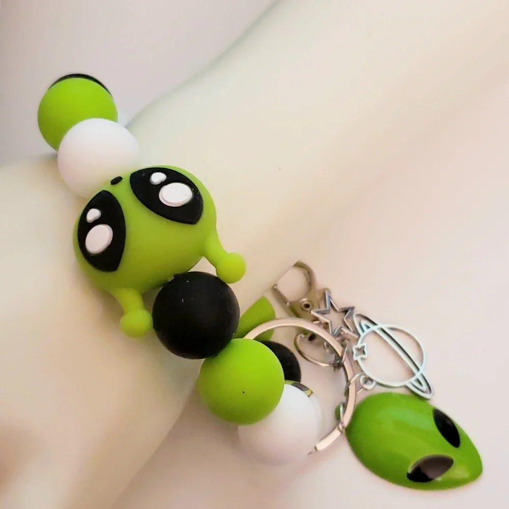 Handmade Silicone Focal Beaded Alien Wristlet Keychain Bracelet
